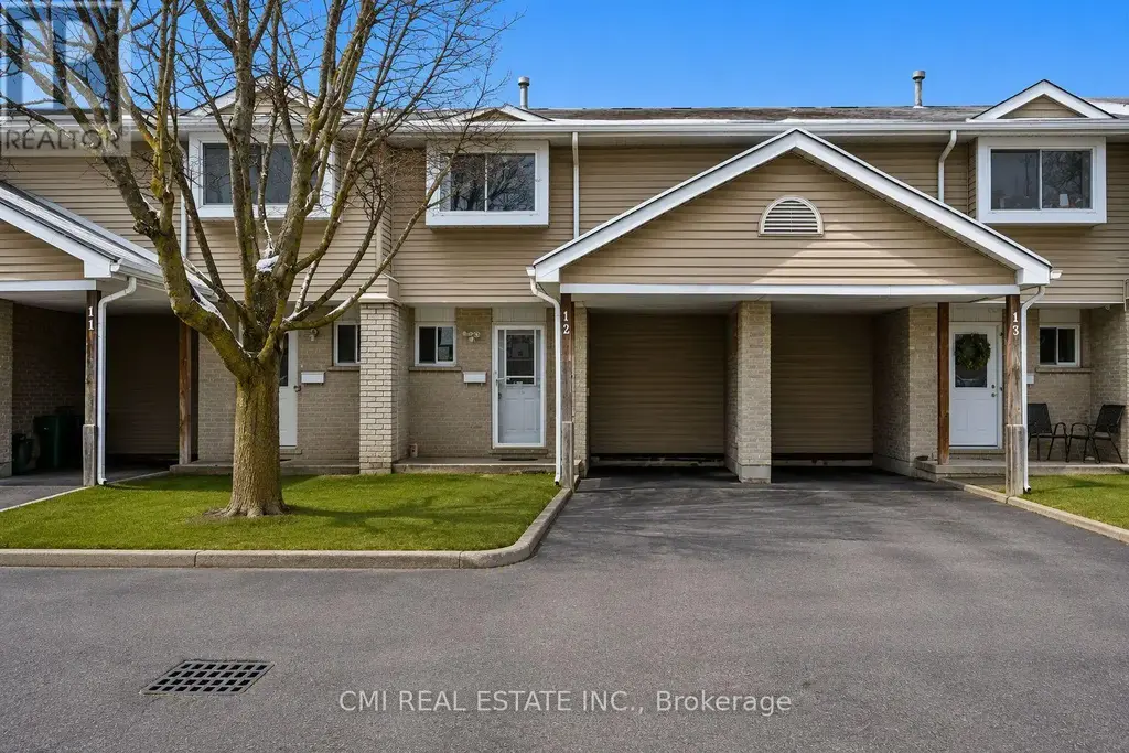 12 - 125 Sekura Crescent, Cambridge